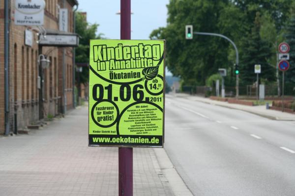 DIN A0 Plakate in Österreich Verteilen günstig online kaufen bei McPoster.com